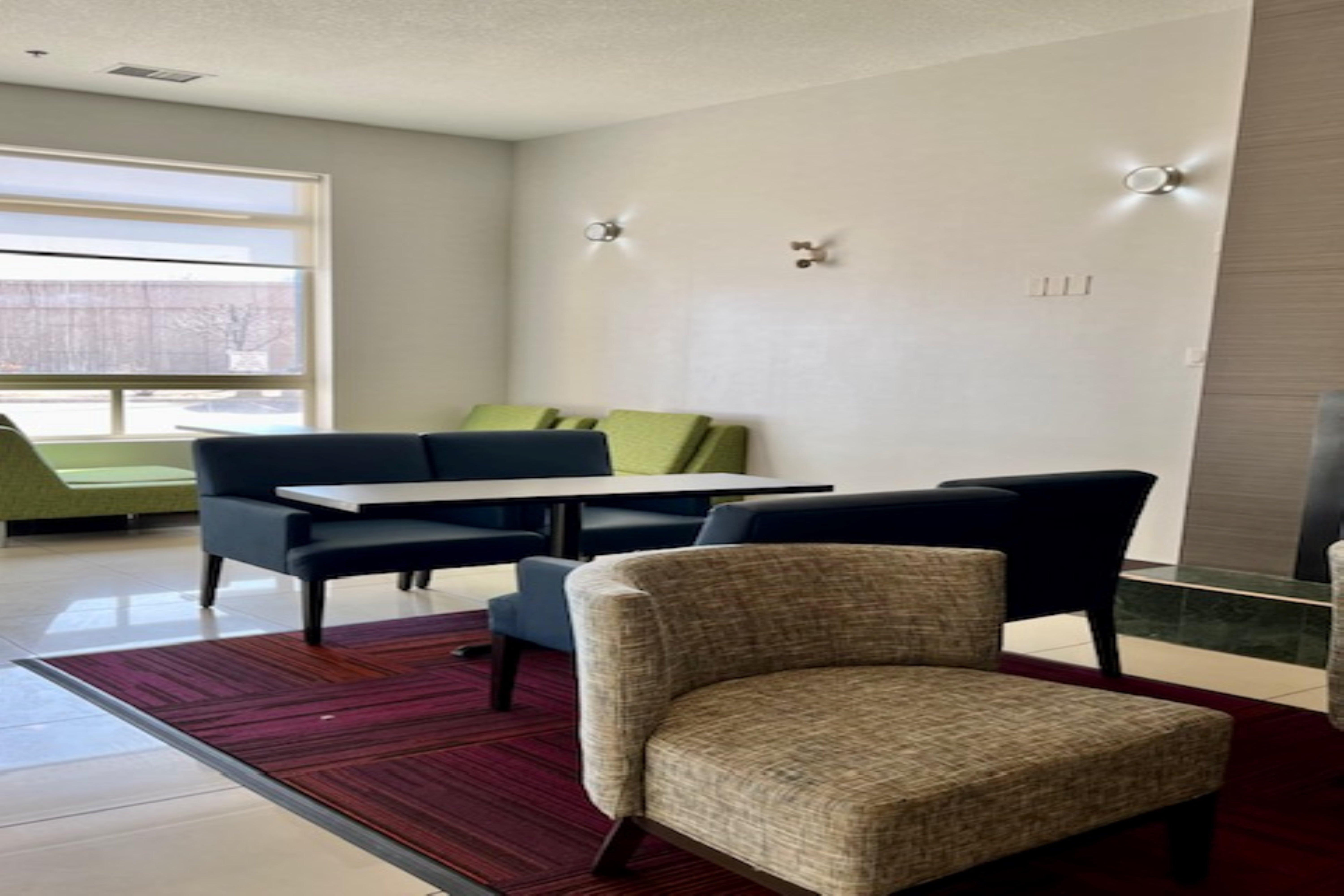 Holiday Inn Express Hotel & Suites-Edmonton South By Ihg Экстерьер фото